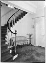 Richard Bernhard [residence]. Lower hall.
