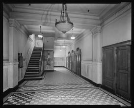 10 West 33rd Street. Entrance lobby prior to alterations, looking in from 33rd Street entrance.