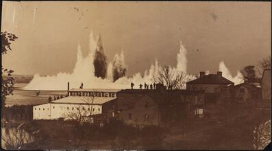 [Hell Gate explosion.]