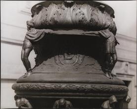 Hispanic Museum.