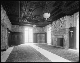 East 77th Street and 5th Avenue. Senator Clark's residence, dining room.