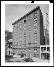 125 East 63rd Street. Apartment Building, exterior.