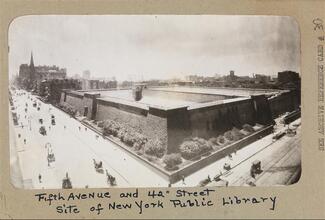 [5th Avenue and 42nd Street, site of New York Public Library.]