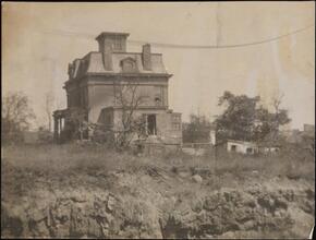 [Hunt Mansion.]