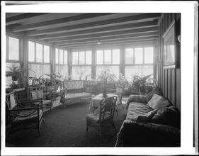8 East 79th Street. H.  Schniewind Residence, main bedroom, solarium.