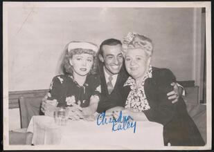 [Sophie Tucker with two unidentified people.]