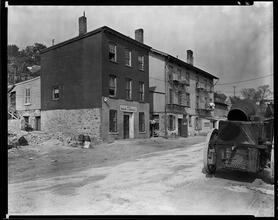 Ewen Avenue, no. 2565