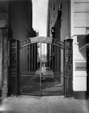 [Entrance to the New York Marble Cemetery between 41 and 43 Second Avenue.]