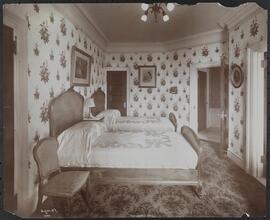 Knickerbocker Hotel.