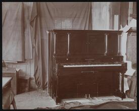 Pianos, Aeolian Weber, Steck.