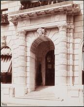 [1 West 54th Street. University Club. Entrance.]