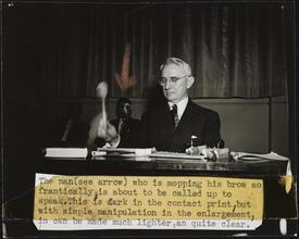 He Sells Success - Dale Carnegie [Dale Carnegie teaching a public speaking class.]