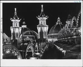 [Luna Park.]