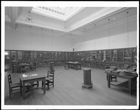 535 West 123rd Street. Jewish Theological Seminary, library interior.