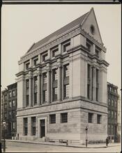 [Pratt Graphics Center at Phoenix School of Design- Lexington and 30th Street.]