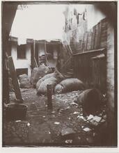 Bottle Alley, Baxter Street.