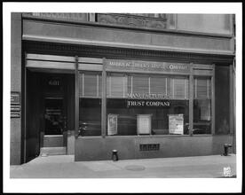 681 8th Avenue and 43rd Street. Manufacturers Trust Co.