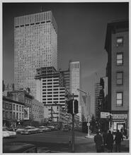 Third Avenue [looking] north from 39th Street.