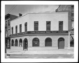 Hamilton Avenue and Summit Street, N.E. corner. Corn Exchange Bank.