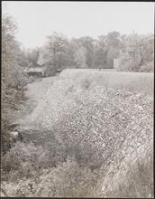 [Embankment of Old Croton Aqueduct over Pocantico River.]
