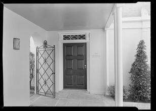 Russell A. Pettengill [residence]. Court entrance 150.