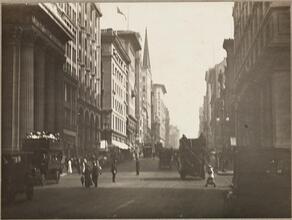 [5th Avenue and 34th Street.]