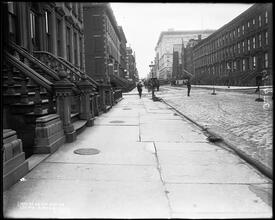 Lexington Avenue, north to East 64th Street.