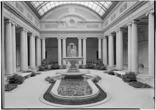 Frick Gallery, 1 East 70th Street. Court.