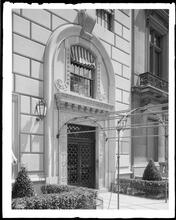 956 5th Avenue and 77th Street. Apartment house, detail of entrance.