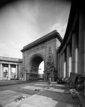 [Manhattan Bridge arch and colonnade.]