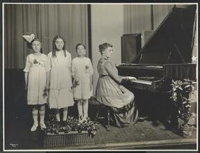 New York Assoc. for the Blind, Blind Woman at Piano, 3 Girls Singing.
