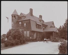 Residence, Mr. Frank Seaman (Frank Seaman Inc.).