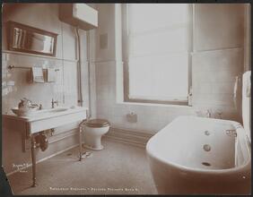 Roosevelt Hospital, Private Patient's Bath R.