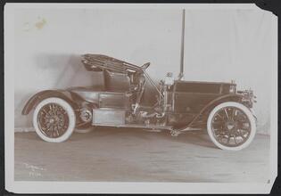 Automobile (Cars).