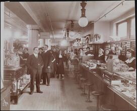 Stores, Dry Goods Store (Old Time).