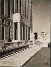 851 Grand Concourse. Bronx County Courthouse. View of north terrace