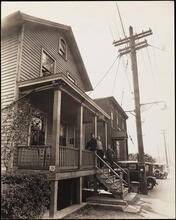 Ewen Avenue, no. 2558