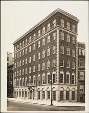 [East 57th Street and Park Avenue.]