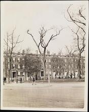 [Washington Square North.]