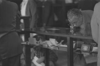 Auction of Unclaimed Articles at New York Post Office