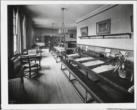 [Seamen's Church Institute, 25 South St., Interior, Apprentice Room.]