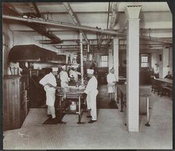 Briarcliff Lodge, Kitchen.