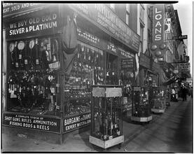 Stuyvesant Curiosity Shop [Variant]