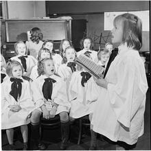Orphanage [Choir.]