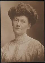[Unidentified woman.]