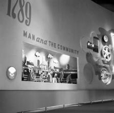 [Exhibit at the New York World's Fair.]