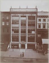 Fifth Avenue and 28th-29th Street.