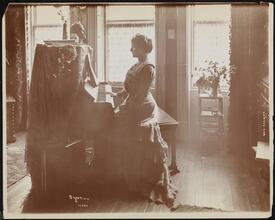 Residence, Mrs. Elliott.